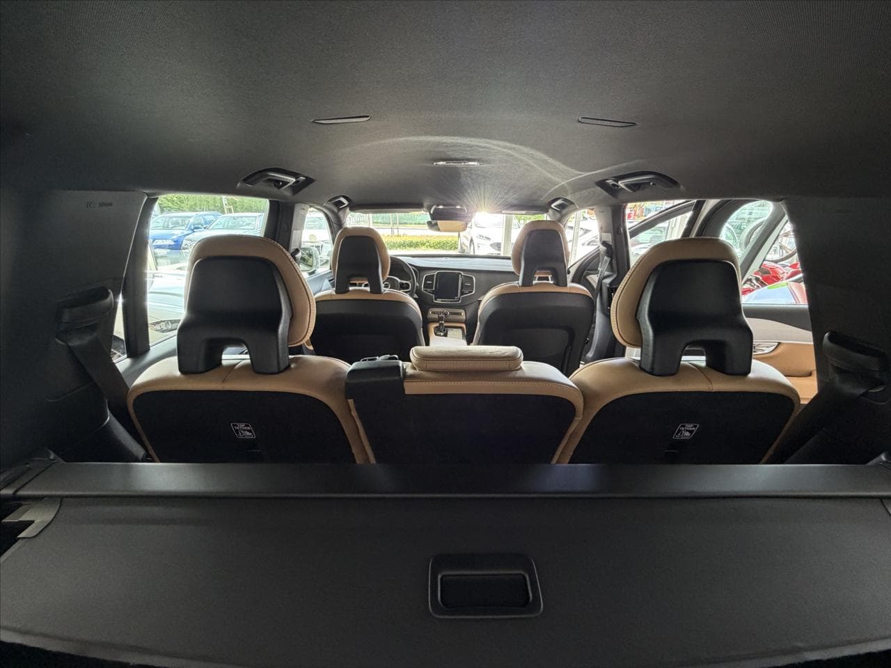 2016 Volvo XC90 - 16