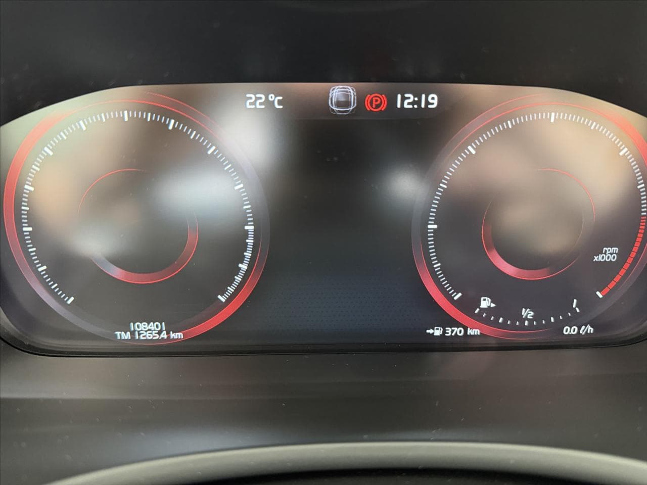 2016 Volvo XC90 - 24