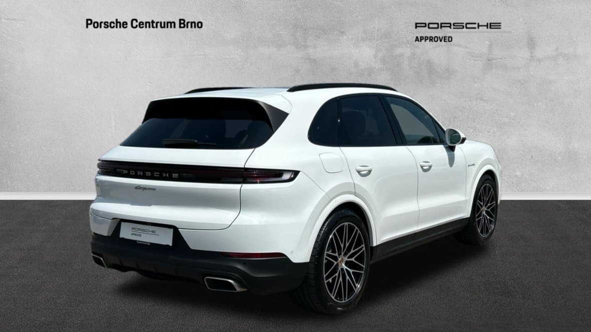 2024 Porsche Cayenne - 6