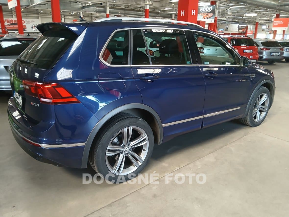 2018 Volkswagen TIGUAN - 2