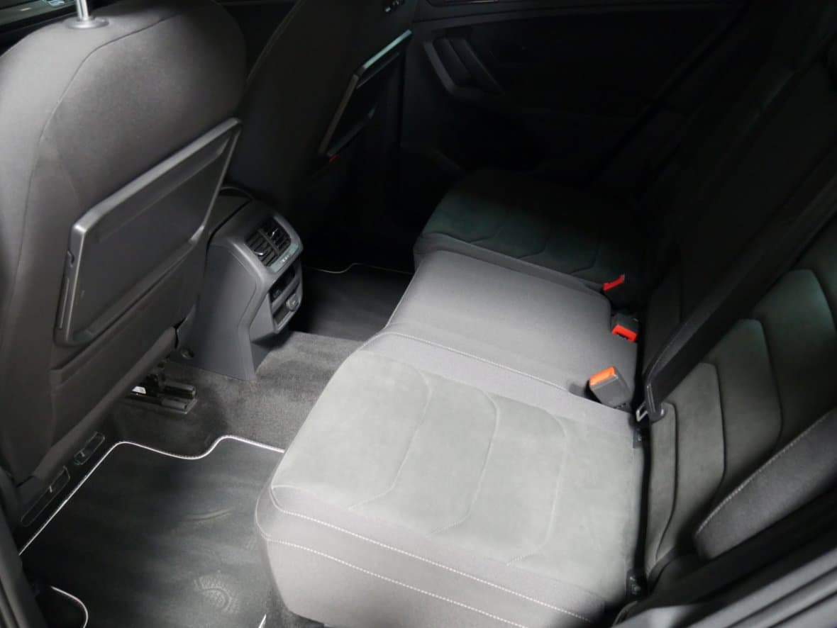 2018 Volkswagen TIGUAN - 11