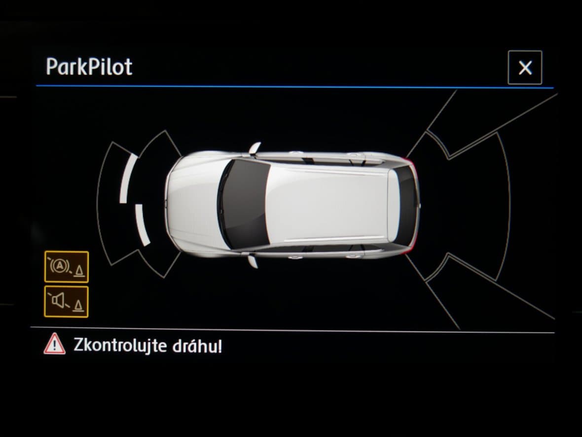 2018 Volkswagen TIGUAN - 17