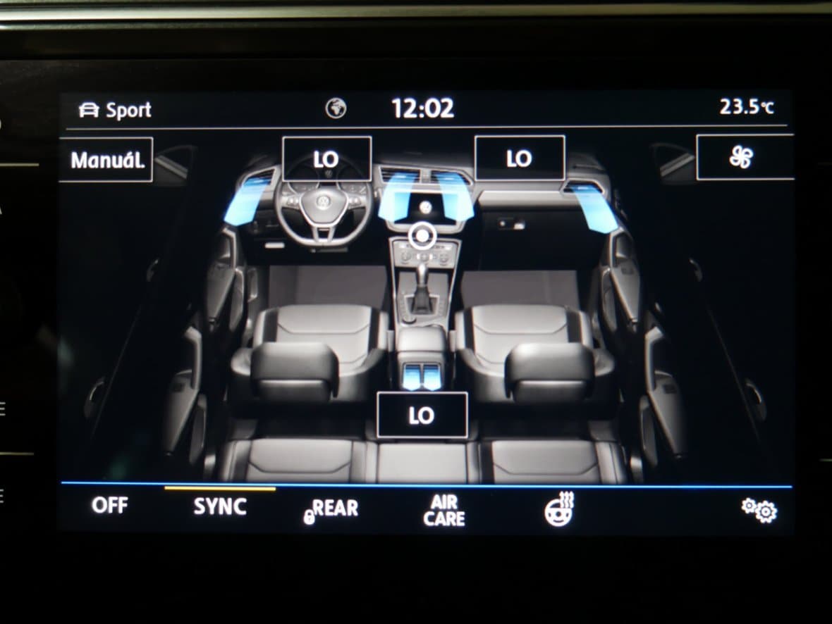 2018 Volkswagen TIGUAN - 18