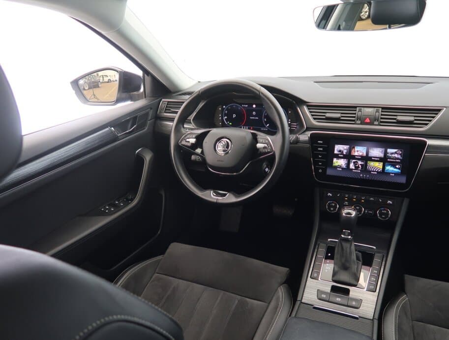 2022 Škoda SUPERB - 9