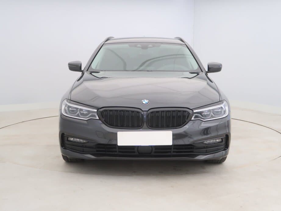 2019 BMW 5-SERIES - 2
