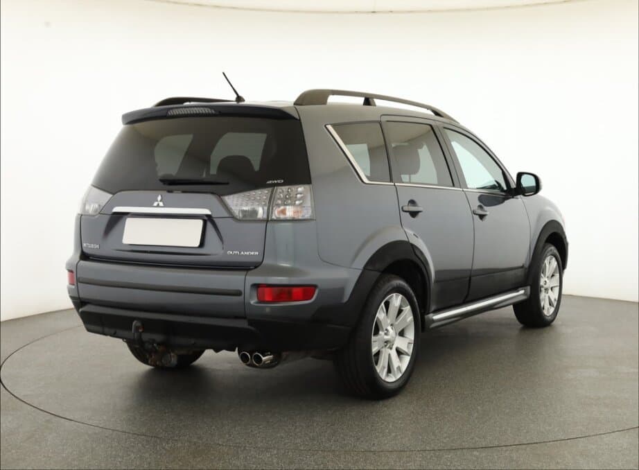 2011 Mitsubishi OUTLANDER - 7