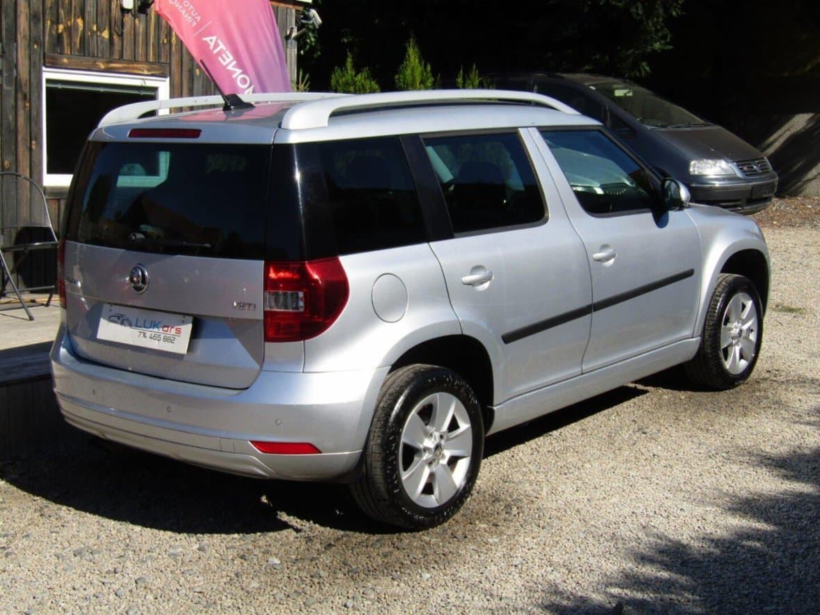 2011 Škoda Superb - 11