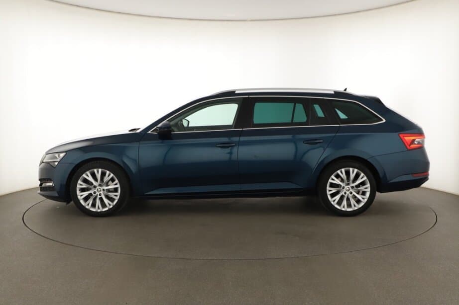 2020 Škoda SUPERB - 7