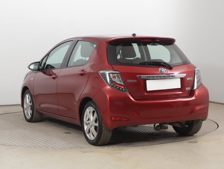 2013 Toyota YARIS - 5