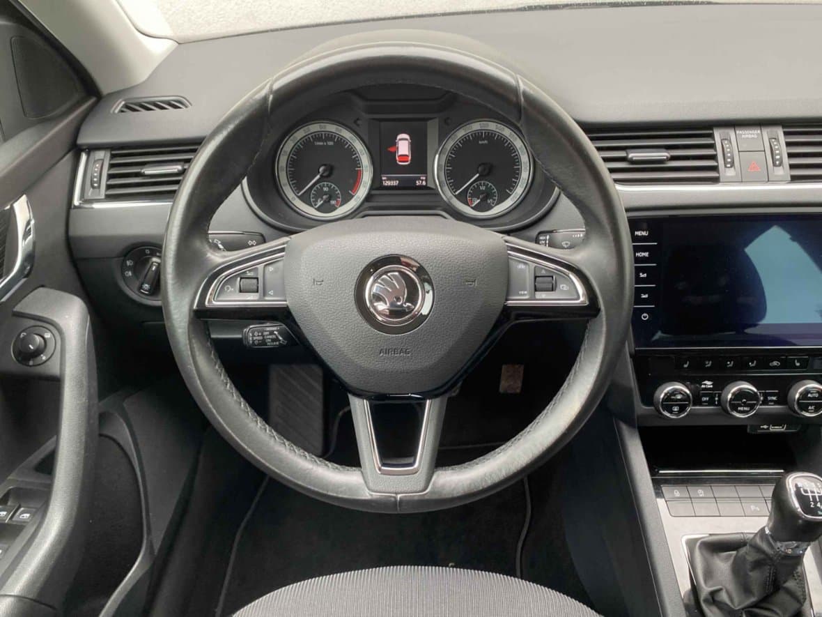 2020 Škoda OCTAVIA - 11