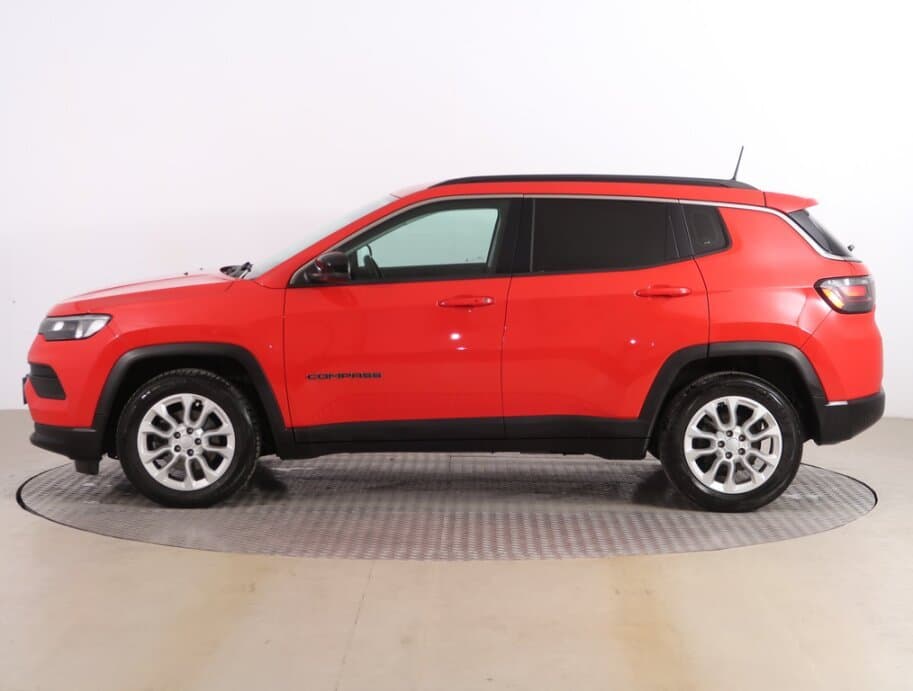 2022 Jeep COMPASS - 4