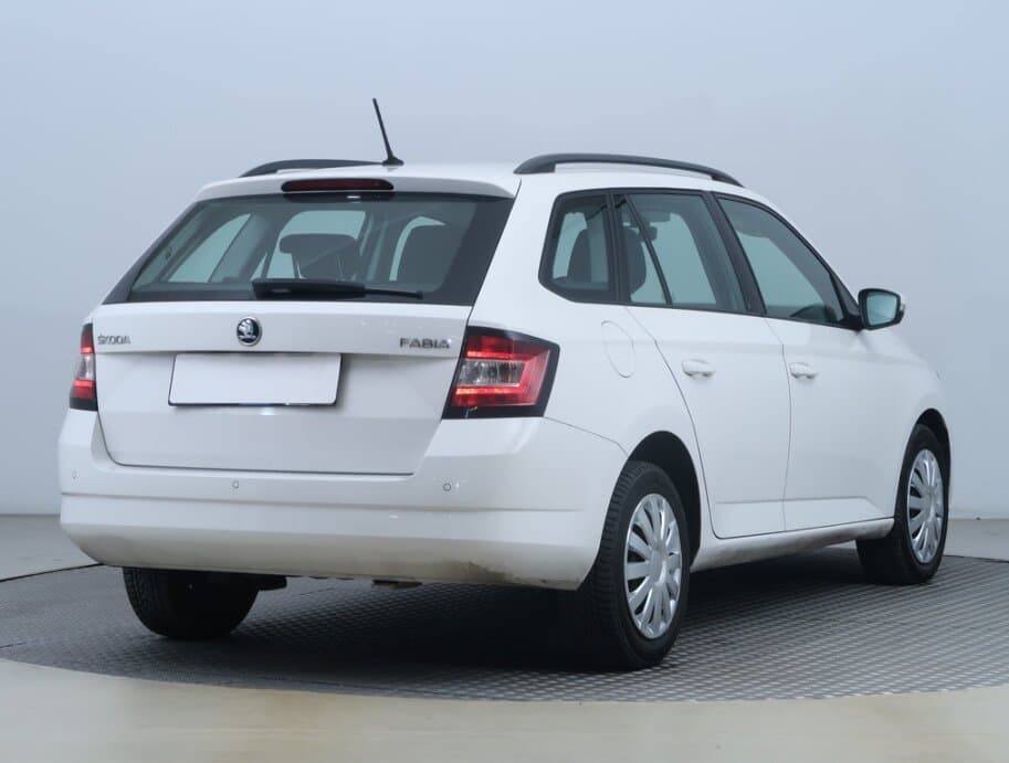 2017 Škoda FABIA - 7