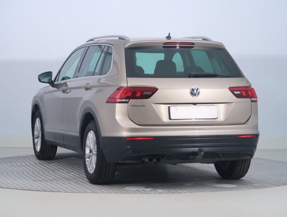 2020 Volkswagen TIGUAN - 5