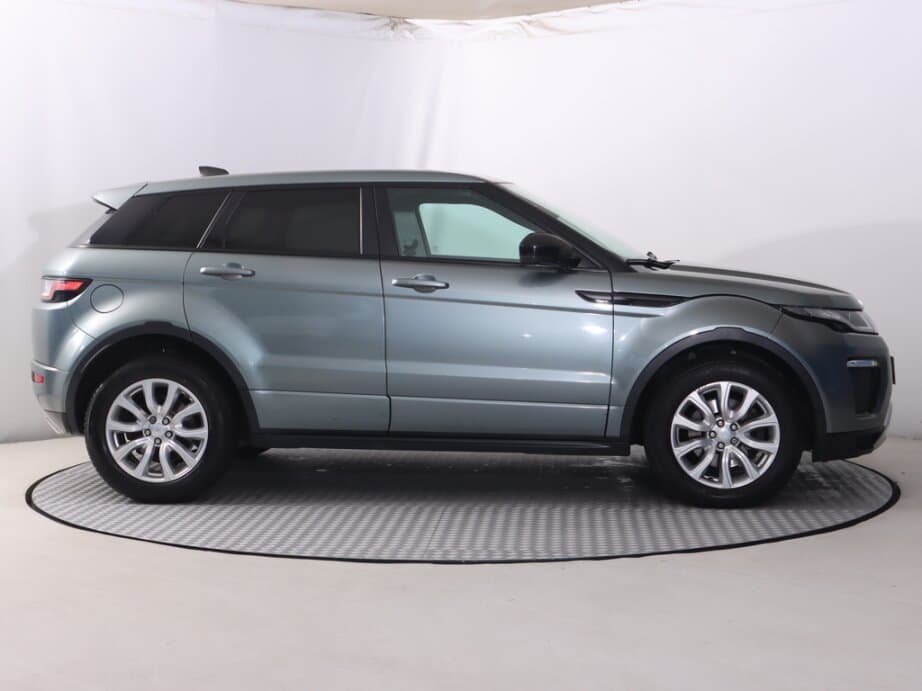 2017 Land Rover RANGE ROVER - 8