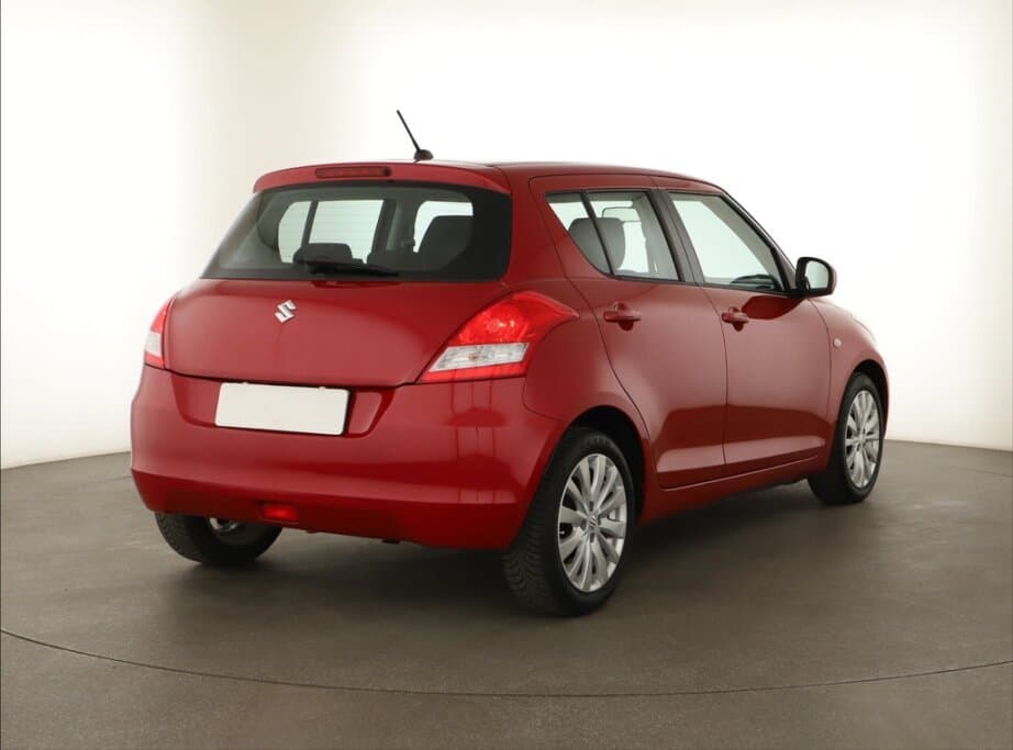 2010 Suzuki SWIFT - 7