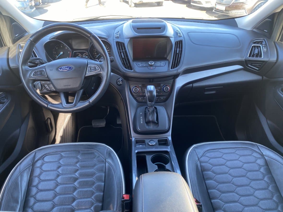 2019 Ford KUGA - 8
