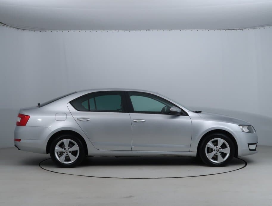 2015 Škoda OCTAVIA - 8