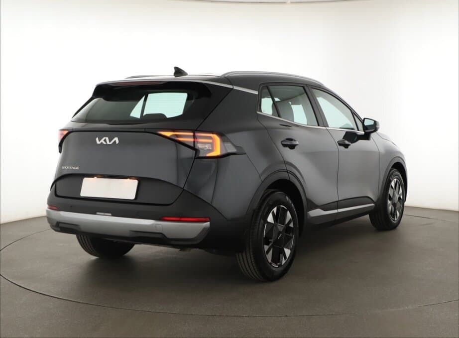 2025 Kia SPORTAGE - 7