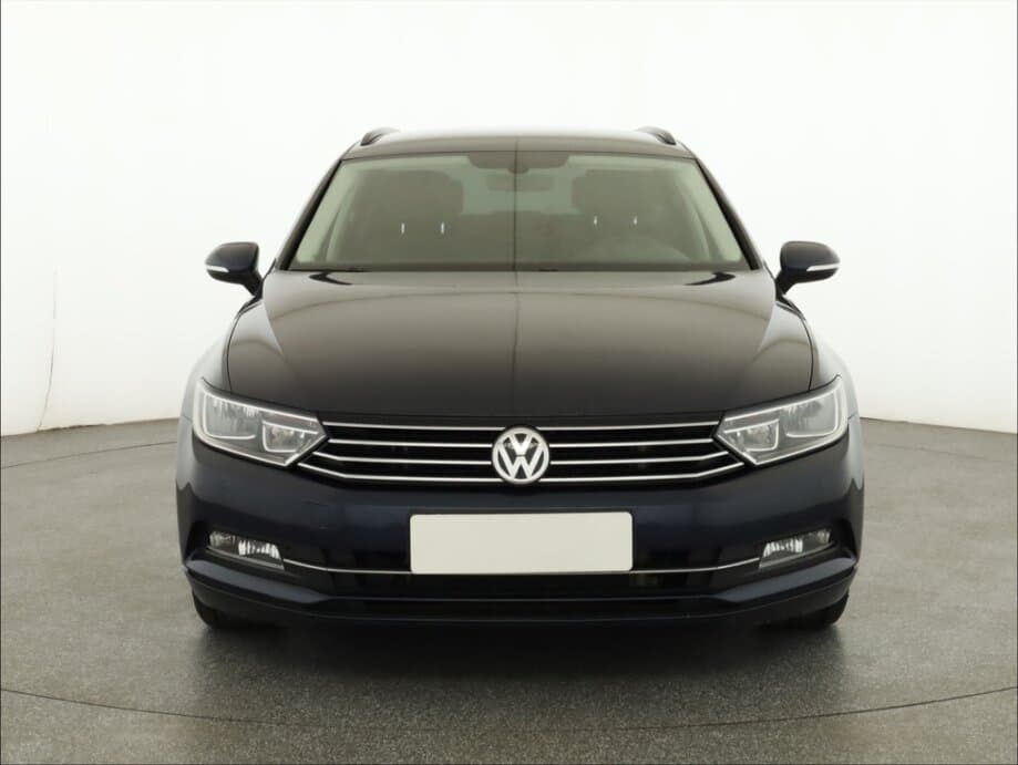 2015 Volkswagen PASSAT - 2