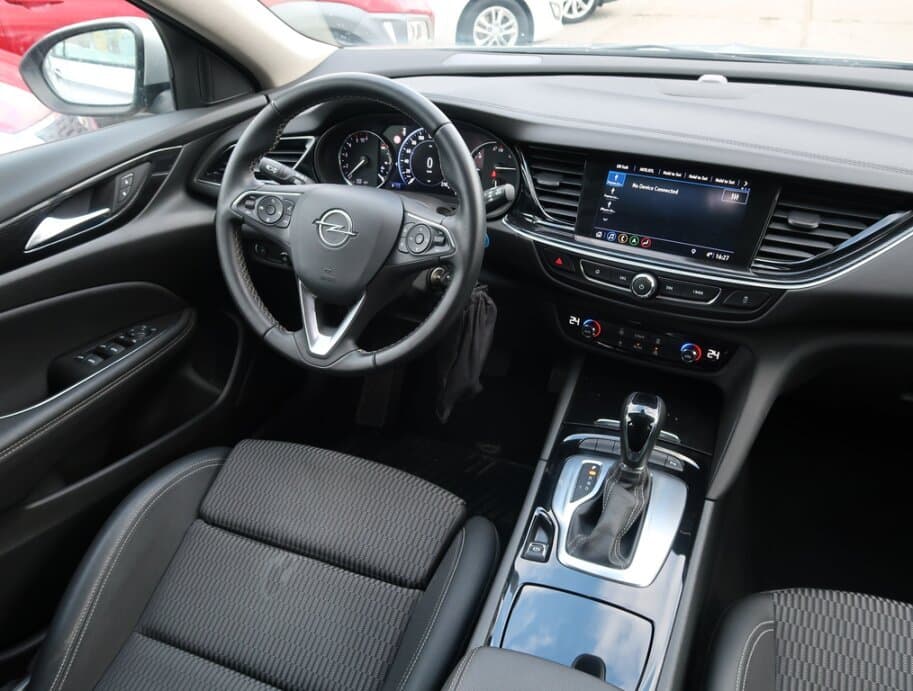 2019 Opel INSIGNIA - 8