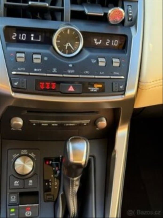2018 Lexus NX - 13