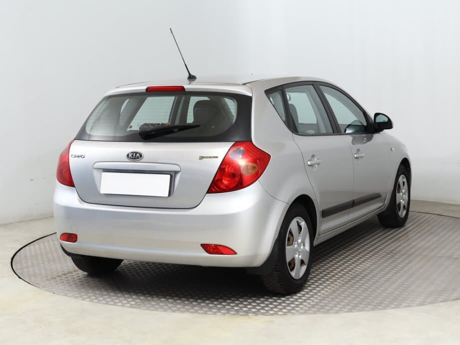 2008 Kia CEE'D - 7