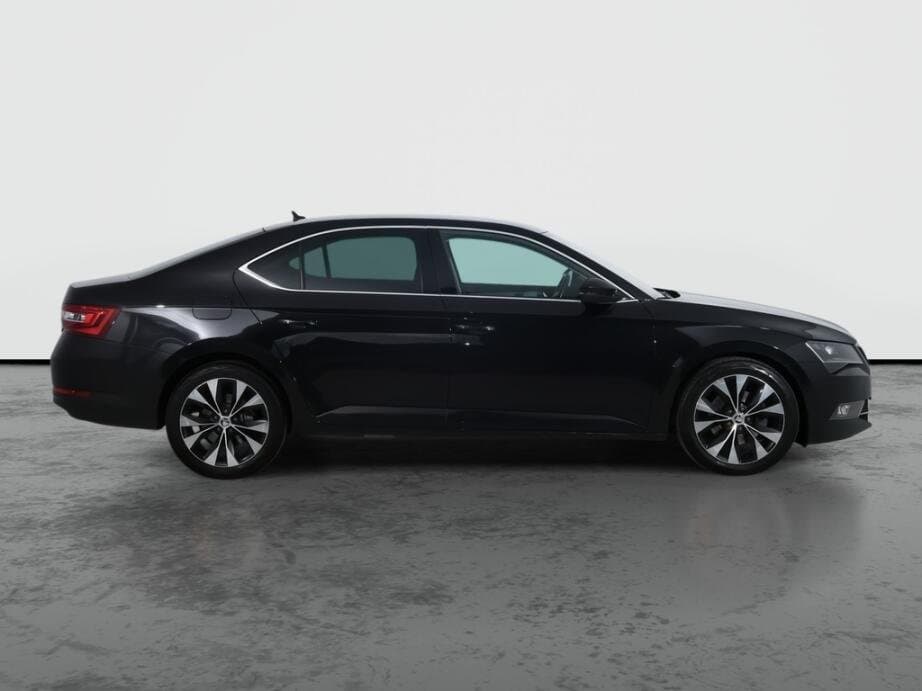 2016 Škoda SUPERB - 8