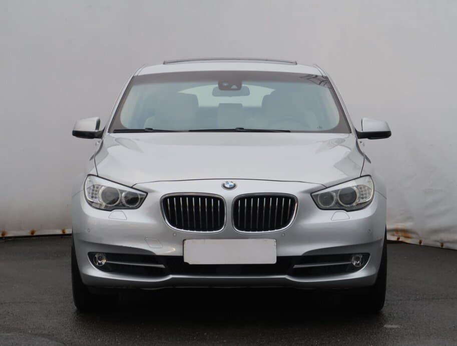 2011 BMW 5-SERIES - 2