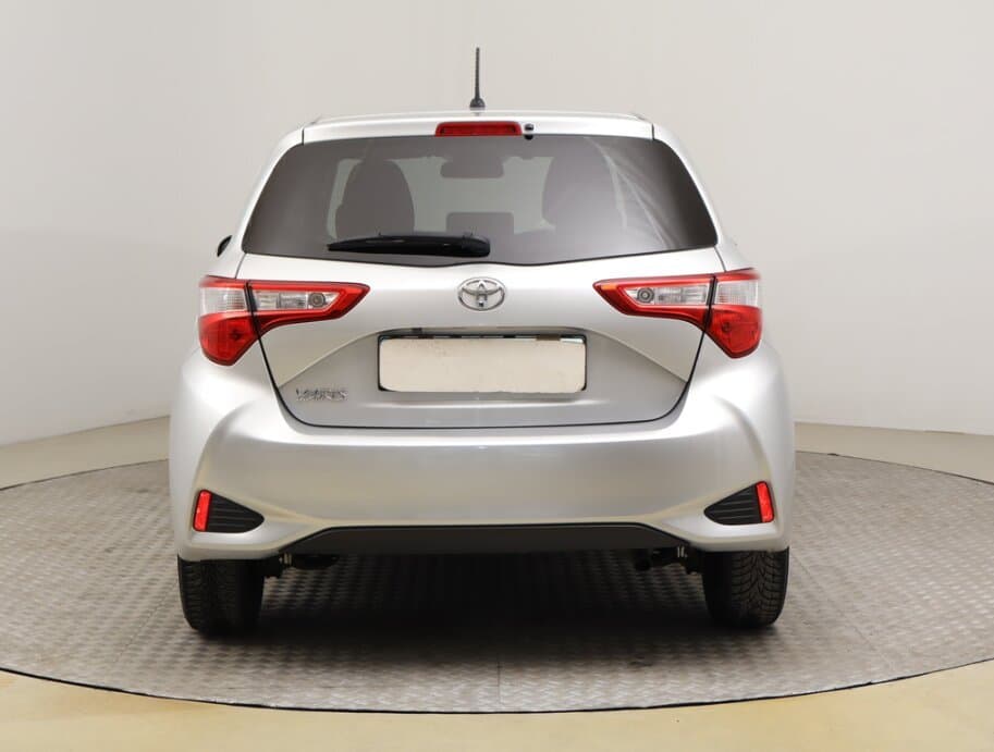 2017 Toyota YARIS - 6