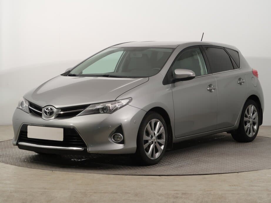 2013 Toyota AURIS - 3
