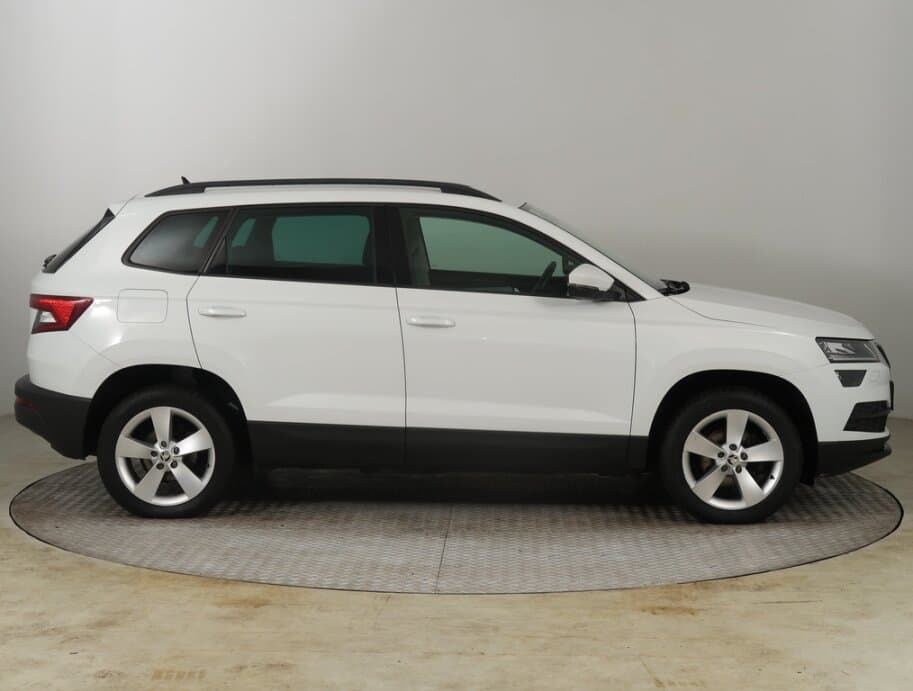 2020 Škoda KAROQ - 8