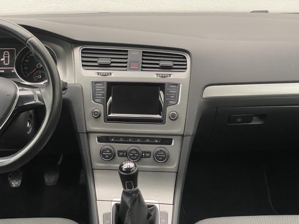 2014 Volkswagen GOLF - 11