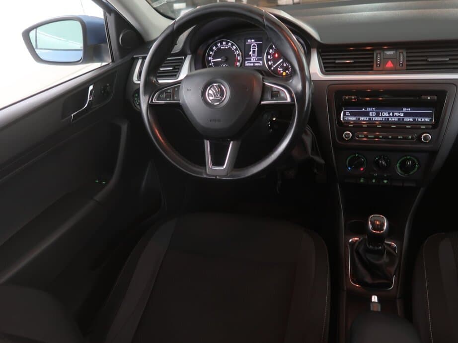 2013 Škoda RAPID - 9