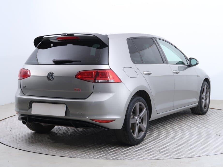 2013 Volkswagen GOLF - 7