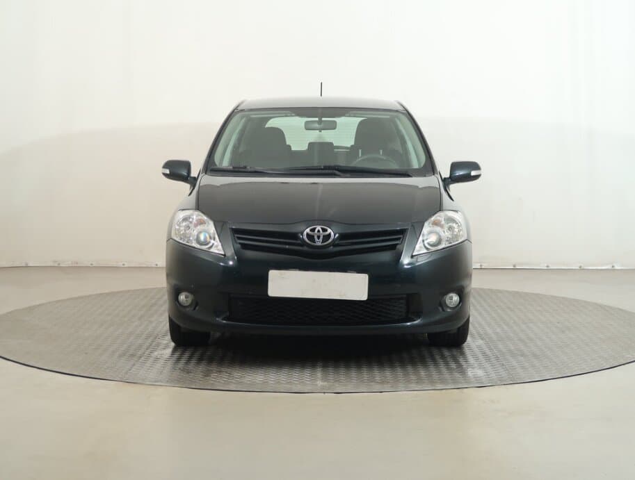 2011 Toyota AURIS - 2