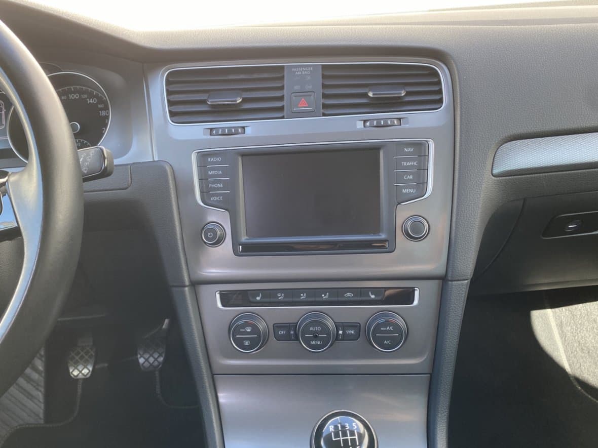 2015 Volkswagen GOLF - 12