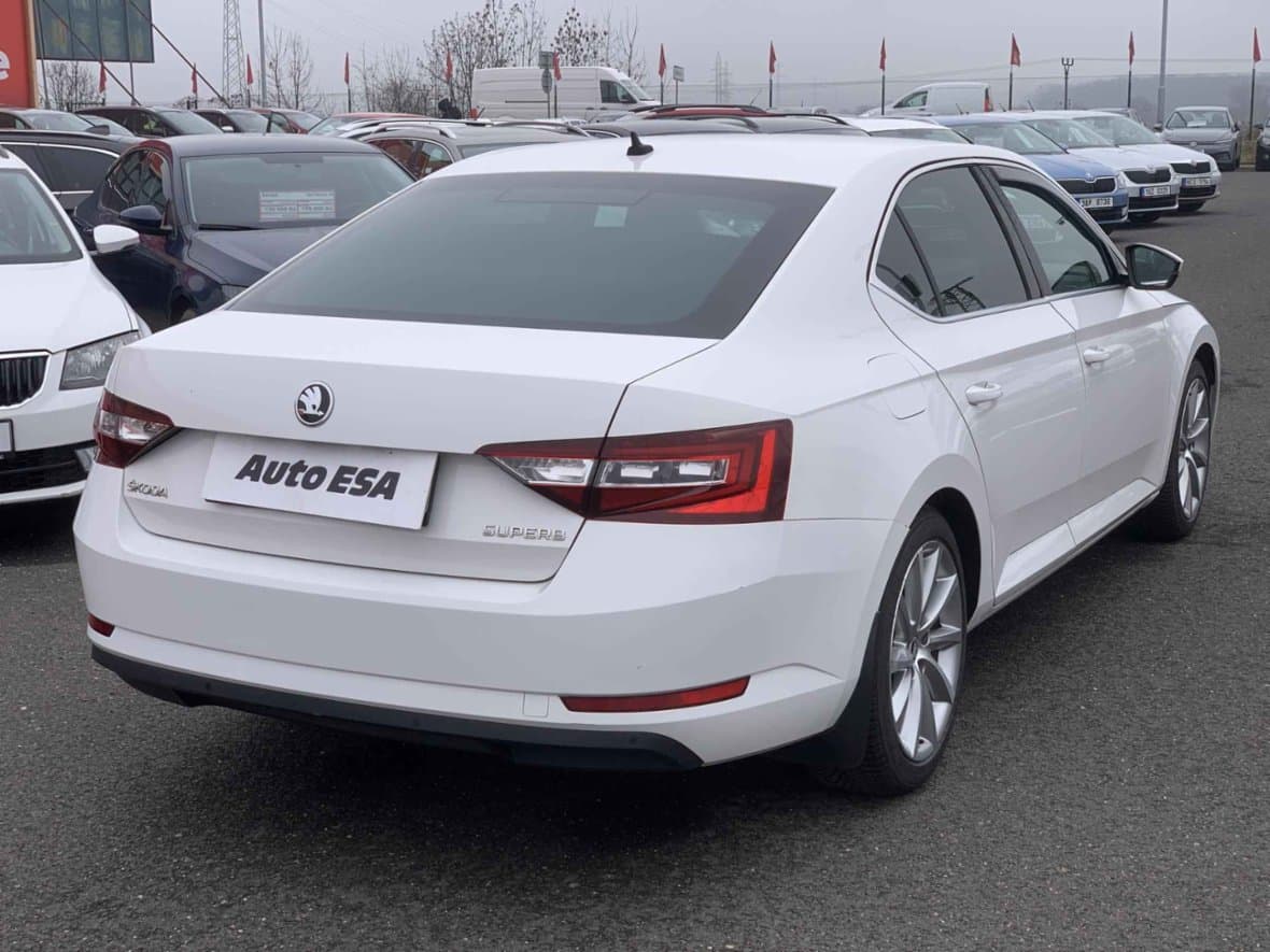 2015 Škoda SUPERB - 6