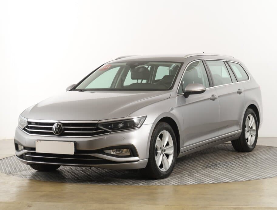 2022 Volkswagen PASSAT - 3