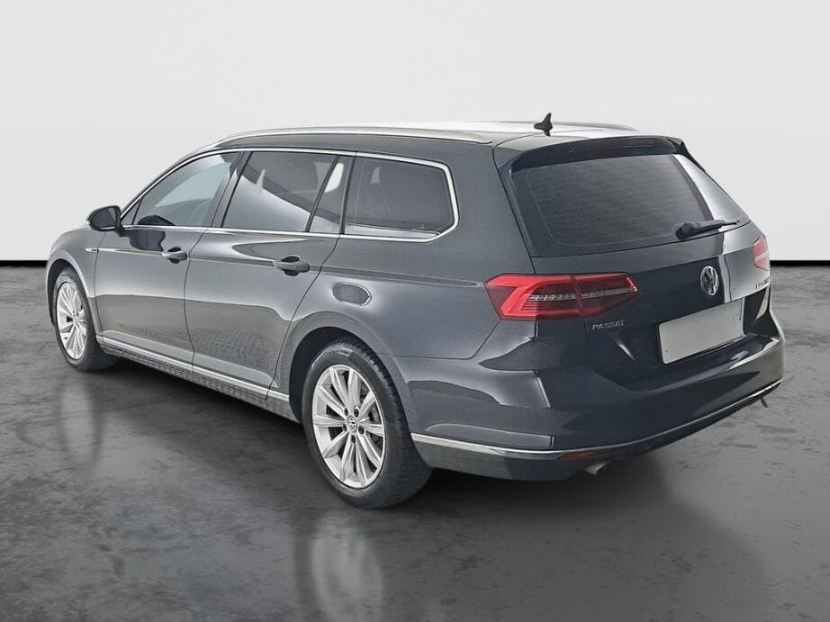 2015 Volkswagen PASSAT - 5