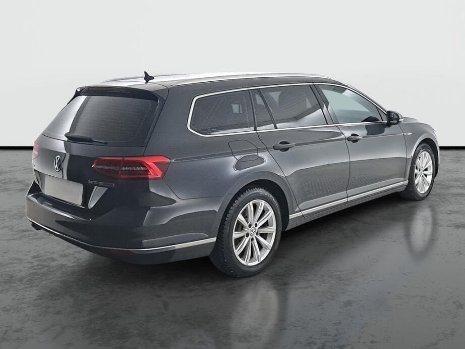 2015 Volkswagen PASSAT - 7
