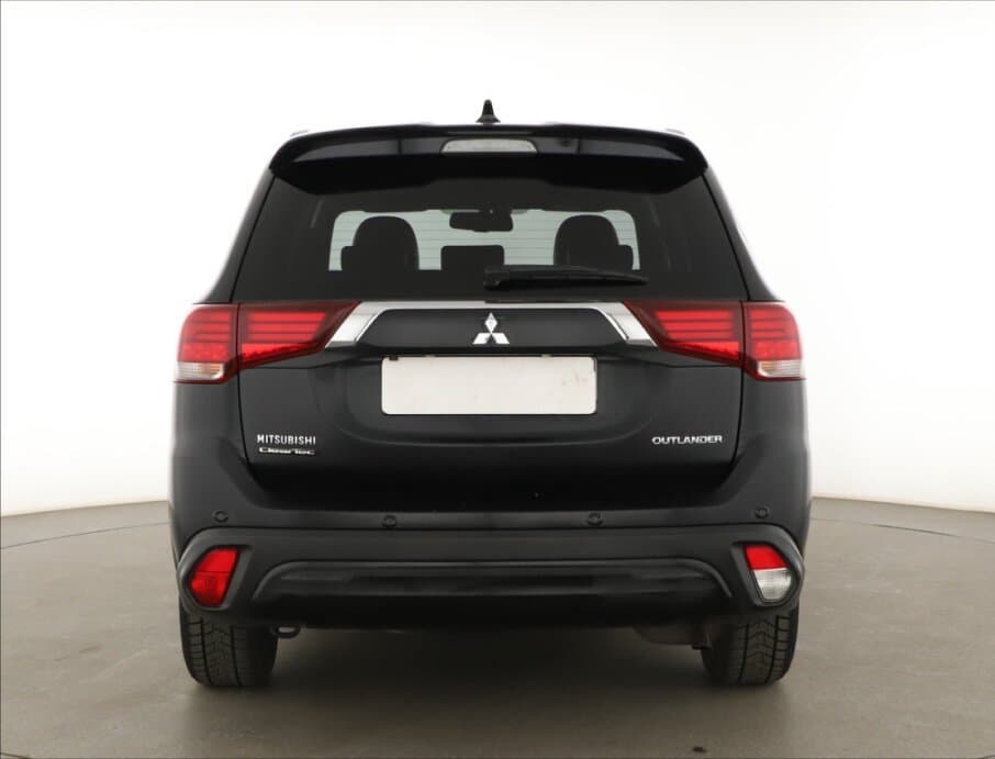 2019 Mitsubishi OUTLANDER - 6
