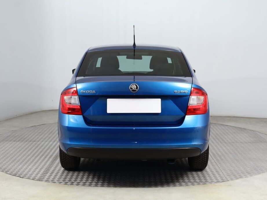 2015 Škoda RAPID - 16