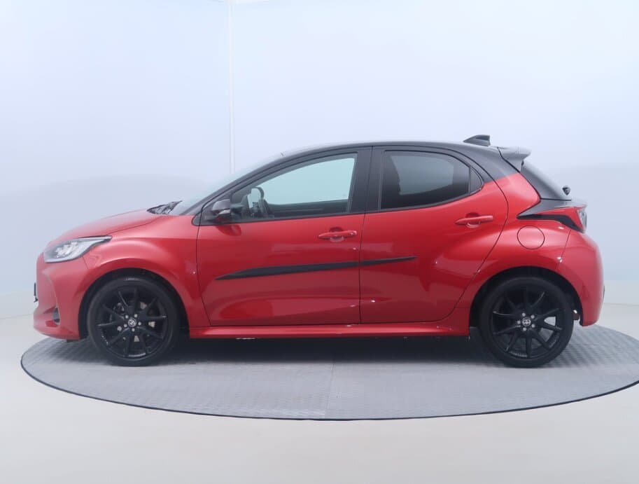 2022 Toyota YARIS - 4