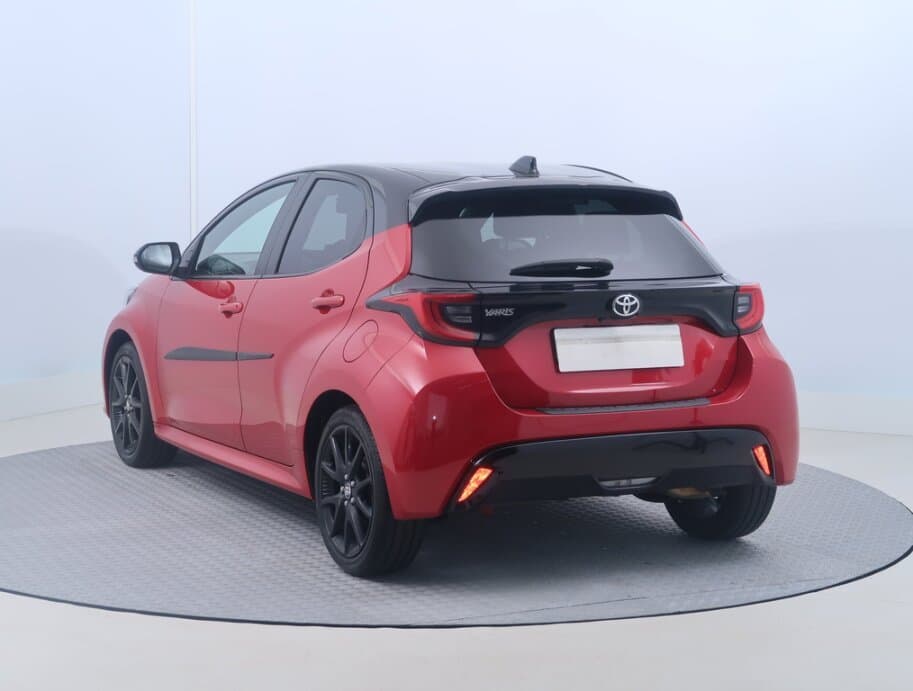 2022 Toyota YARIS - 5