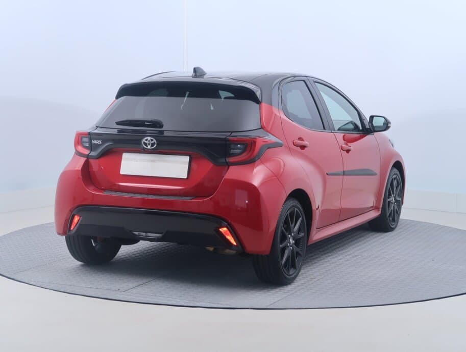 2022 Toyota YARIS - 7