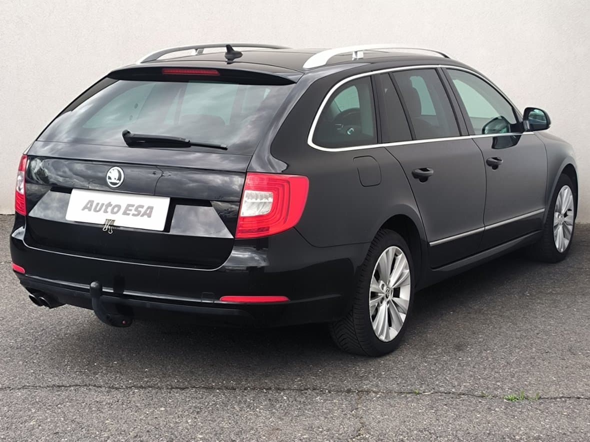2014 Škoda SUPERB - 4