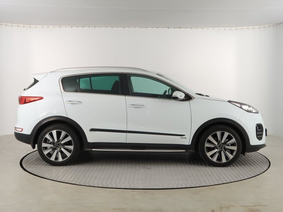 2016 Kia SPORTAGE - 8
