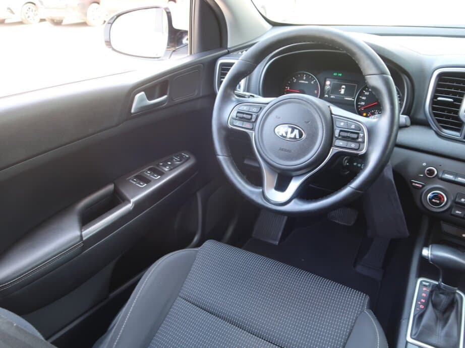 2016 Kia SPORTAGE - 9