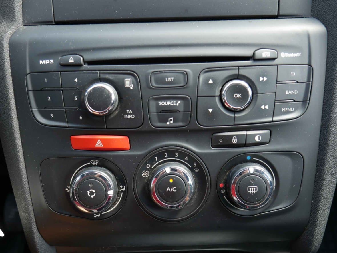2013 Citroen C4 - 17