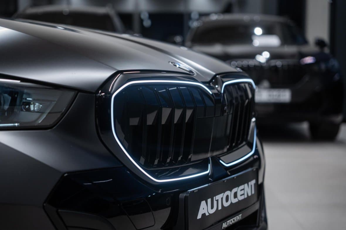 2025 BMW 5-SERIES - 15